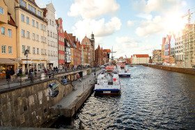 Polen’s Uitgebreide Veerverbindingen met Europa